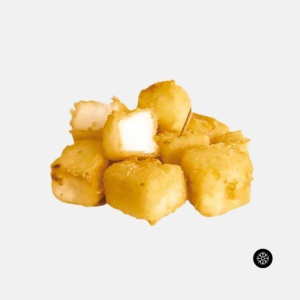 Dados de queso fresco en tempura